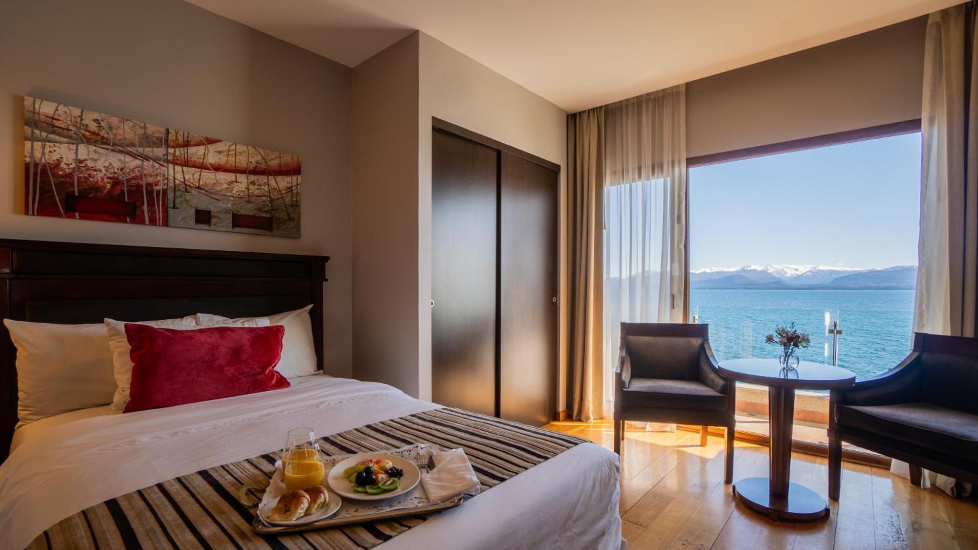 Alma Del Lago Suites & Spa San Carlos de Bariloche Exteriör bild
