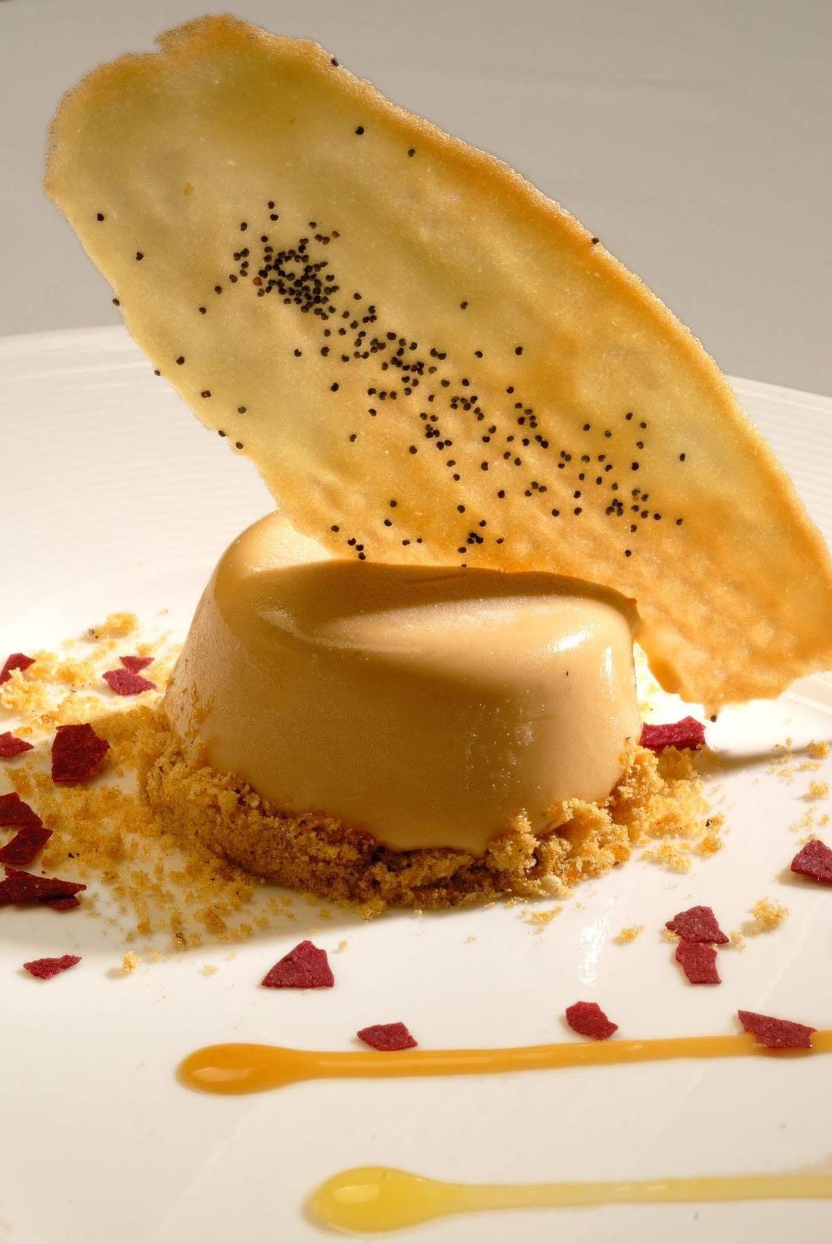 Alma Del Lago Suites & Spa San Carlos de Bariloche Exteriör bild A semifreddo dessert