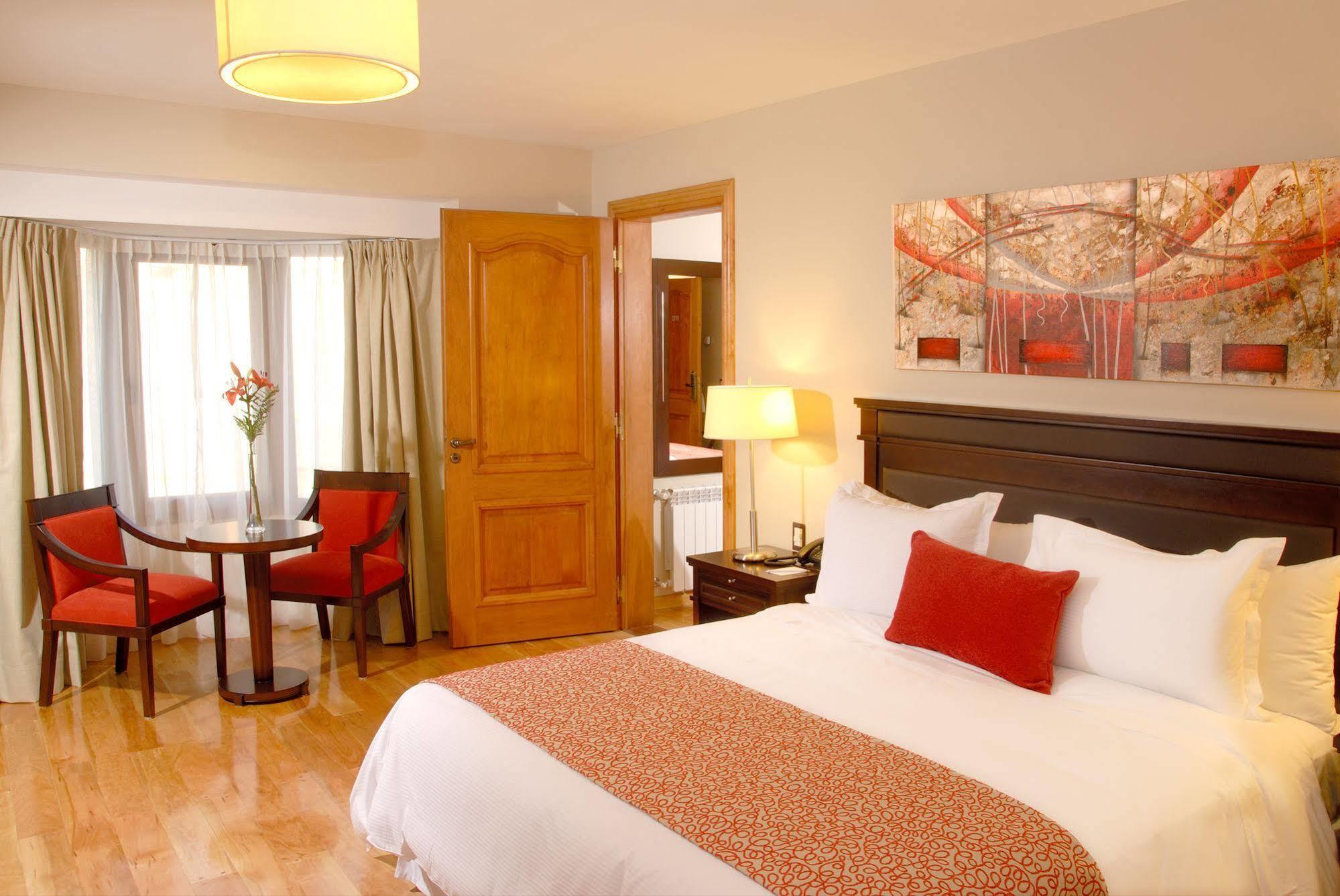 Alma Del Lago Suites & Spa San Carlos de Bariloche Exteriör bild